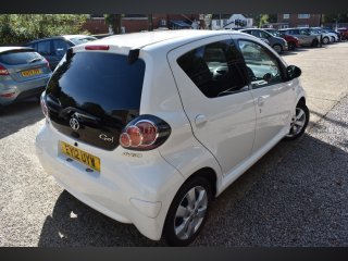 /photos/9969/03d8ec91-461a-b70f-b3a9-7f736660066c_i320x240.jpg