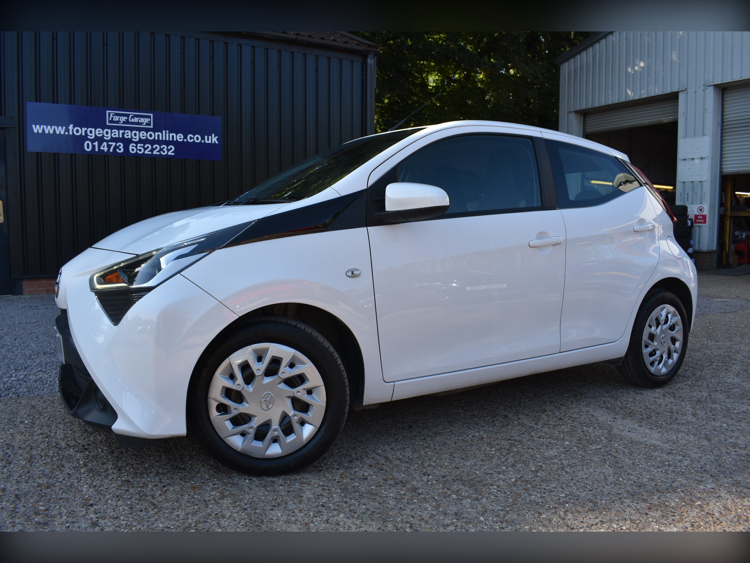 Toyota AYGO dealer public-web source image