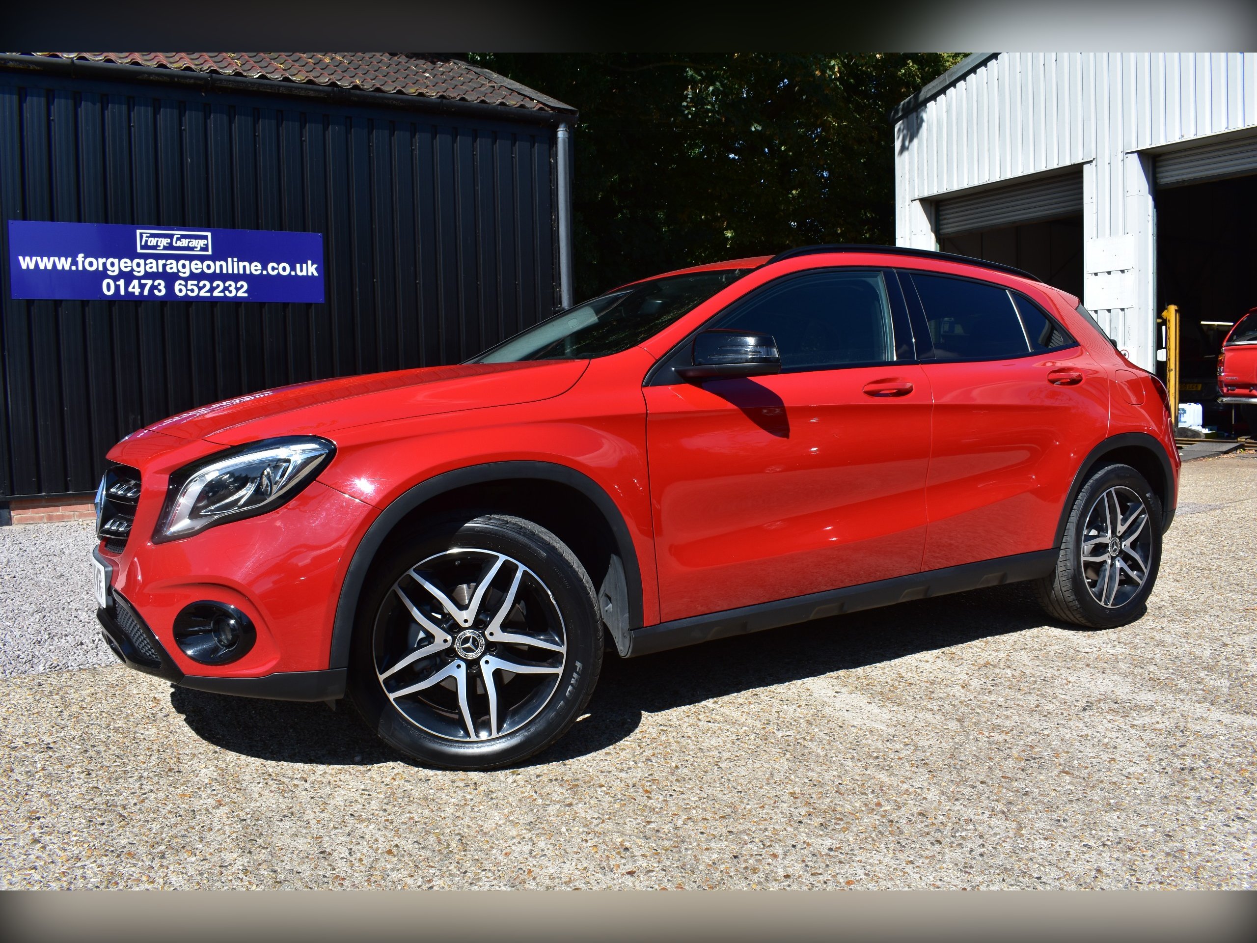 Mercedes-Benz GLA listing photo